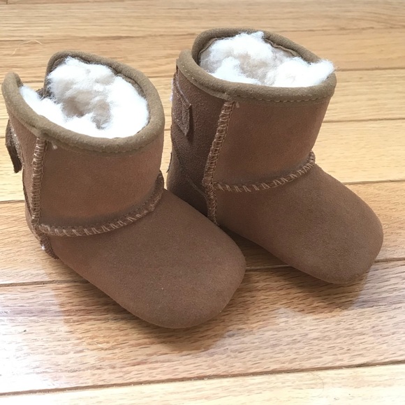 infant uggs size 1
